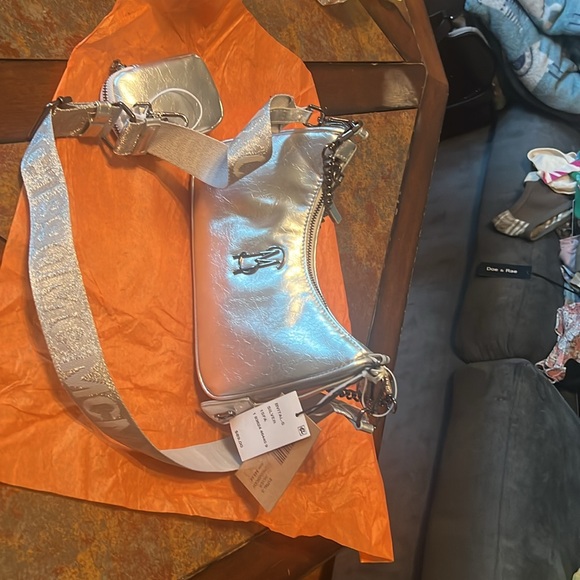 Steve Madden silver Bvital-S crossbody and pouch. NWT - Picture 3 of 7